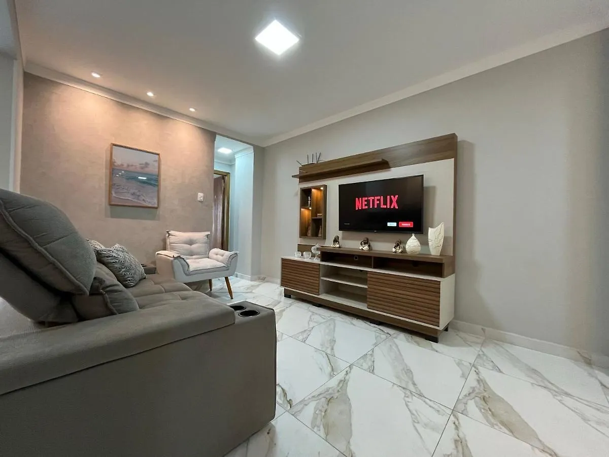 Apartamento DNO001 - APTO 1º andar, Sacada Ampla com Churrasqueira à Carvão, Quadra do Mar, Centro, Garagem e Kit Praia Balneário Camboriú