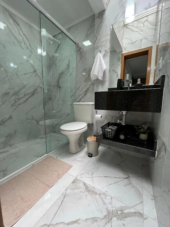 Apartamento DNO001 - APTO 1º andar, Sacada Ampla com Churrasqueira à Carvão, Quadra do Mar, Centro, Garagem e Kit Praia Balneário Camboriú Brasil