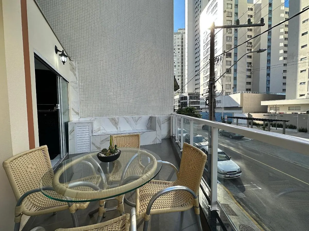 Dn01- 1º Andar| Churrasqueira| Quadra Mar | Centro Balneario Camboriu 0*,  Brazil