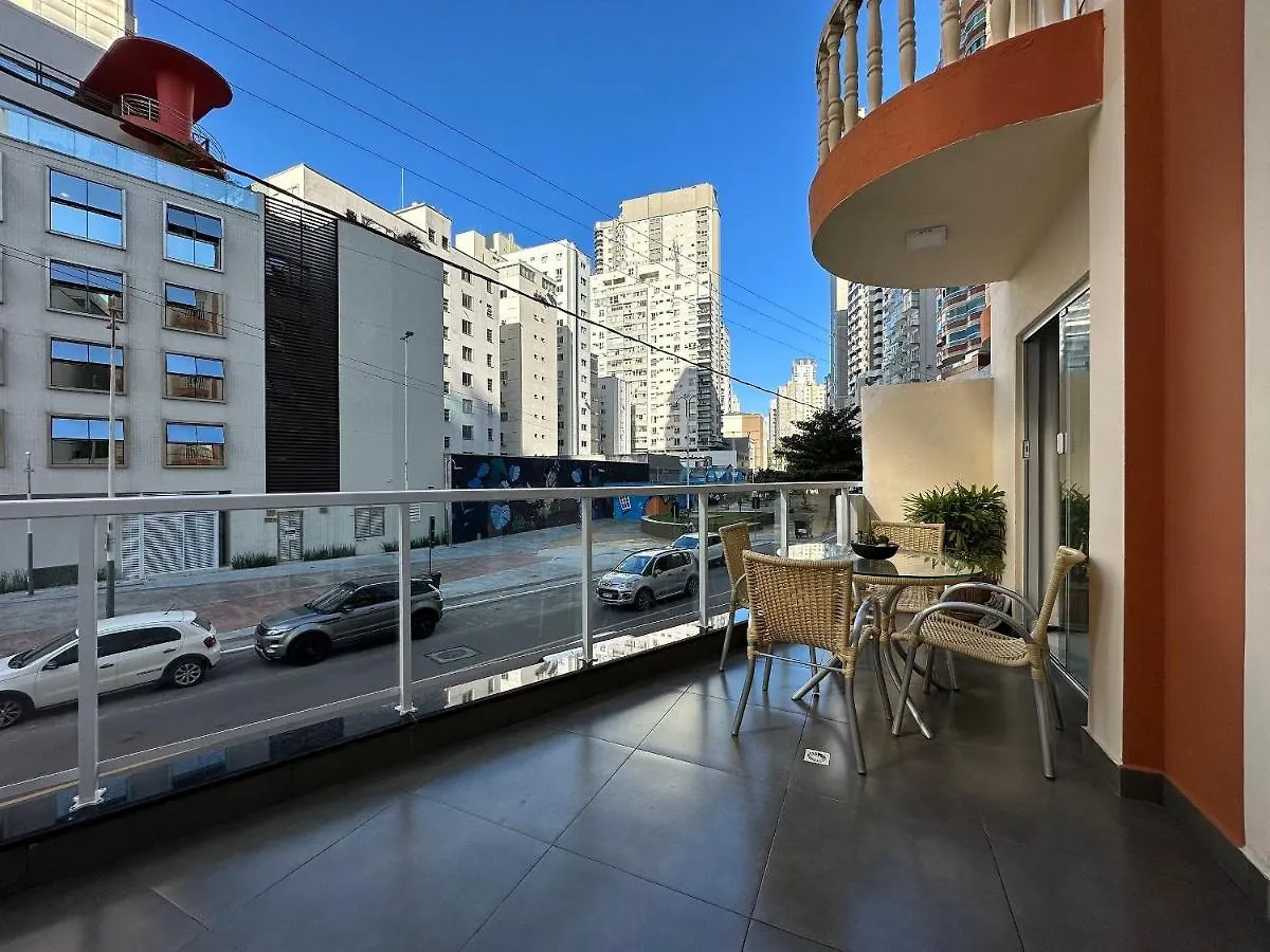Dn01- 1º Andar| Churrasqueira| Quadra Mar | Centro Balneario Camboriu 0*,  Brazil